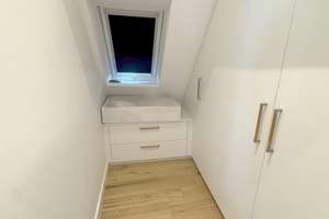 Möblierte Wohnung in saniertem Altbremer Haus in zentraler Lage im Ostertor – Die vollständige Adresse der Immobilie erhältst du vom Anbieter., 28203 Ostertor, Bremen – Vorschaubild 23