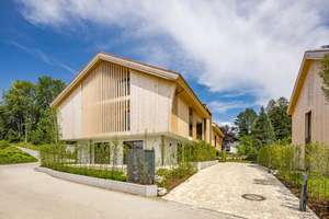 Bezugsfertig: 3-Zimmer Gartenwohnung mit Süd-West-Terrassen | KfW40 – Warngauerstraße 6a, 83666 Waakirchen – Vorschaubild 7