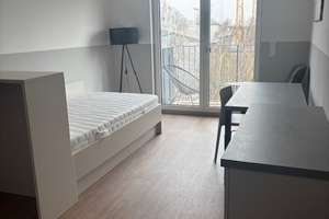 Teilmöbliertes 1 Zimmer Apartment direkt S-Bhf. Rummelsburg ! 5.OG, 30 qm, inkl. Strom + Internet ! – Hauptstr 81, 10317 Rummelsburg, Berlin – Vorschaubild 2