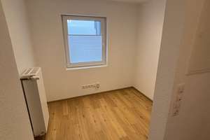 Reihenmittelhaus in Blicklage, hochwertig teilmöbliert, Koblenz-Karthause – Die vollständige Adresse der Immobilie erhältst du vom Anbieter., 56075 Karthause Nord, Koblenz – Vorschaubild 17