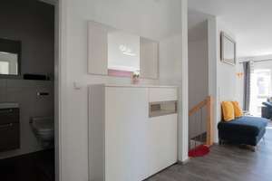 Ein Zuhause mit außergewöhnlichen Möglichkeiten -  stilvolles Zweifamilienhaus in Frankfurt-Harheim – 60437 Harheim, Frankfurt am Main – Vorschaubild 4