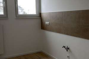 Schöne renovierte 3,0 Zimmer Wohnung mit kleinem Balkon – Kastanienweg 17, 38448 Vorsfelde, Wolfsburg – Vorschaubild 2