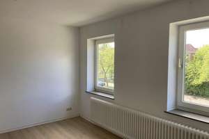 Helle und großzügige 2-Zimmer Wohnung ab dem 16.06. zu vermieten! – Pestalozzistr. 26, 27568 Mitte, Bremerhaven – Vorschaubild 2