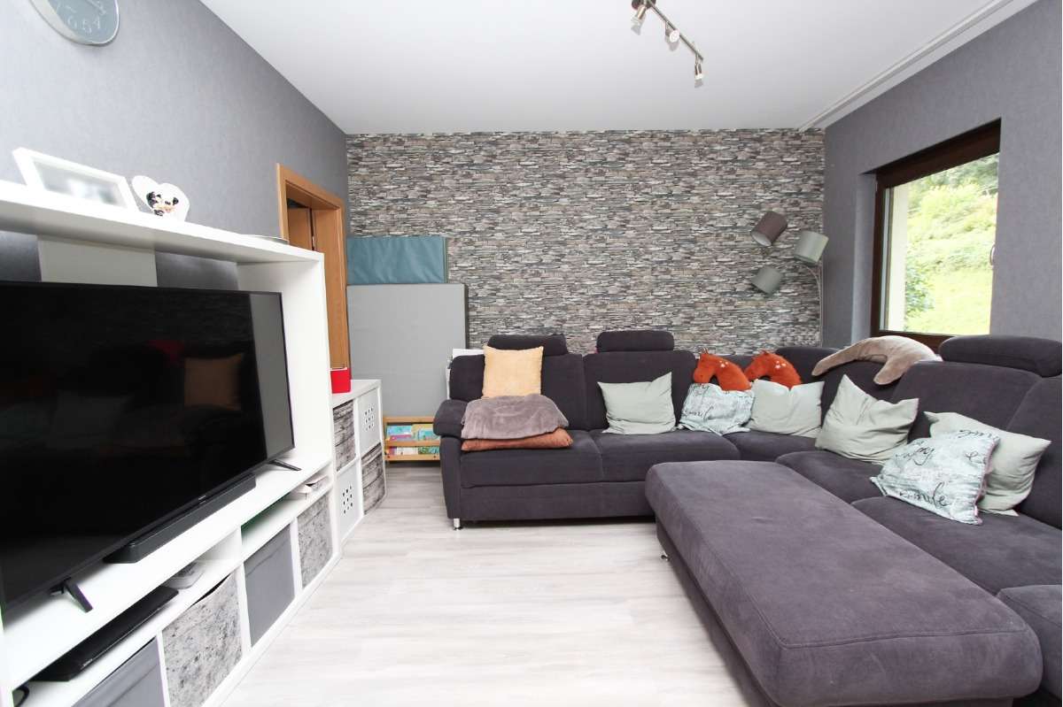 Immobilie in Flörsbachtal - Hochwertig saniertes Einfamilienhaus - Bild 8