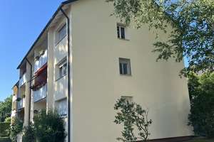 Die WOBAK verkauft im Auftrag: Charmante Mehrfamilienhäuser in ruhiger Lage – Die vollständige Adresse der Immobilie erhältst du vom Anbieter., 78464 Allmannsdorf, Konstanz – Vorschaubild 1