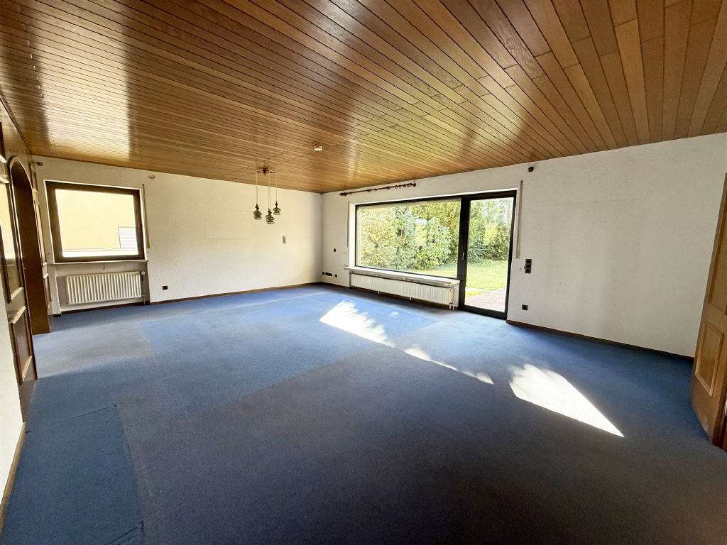 Immobilie in Geisenheim - Großzügiges 1-2 Familienhaus mit Terrasse und schönem Garten - Bild 6