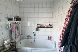 Schöne und und großzügig geschnittene 3-Zimmer-Wohnung mit großem *Balkon* – Wolfsbankring 48, 45355 Bochold, Essen – Vorschaubild 10