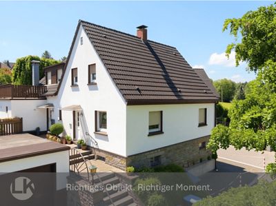 Wohnidylle pur: Freistehendes Zweifamilienhaus in bevorzugter Lage von Bommern!