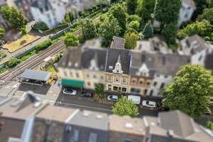 Kapitalanlager aufgepasst! Vollvermietetes Wohn- und Geschäftshaus. 
