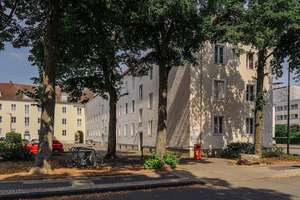 Städtische Wohnung mit Tageslichtbad // 2.OG rechts – Schillerstr. 23, 38440 Stadtmitte (Ortsteil), Wolfsburg – Vorschaubild 4