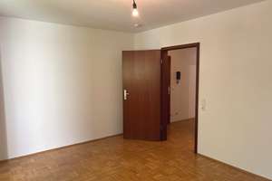 Gemütliche 2-Zimmer-Wohnung mit Terrasse, Hobbyraum & Blick ins Grüne – Die vollständige Adresse der Immobilie erhältst du vom Anbieter., 70329 Hedelfingen (Ortsteil), Stuttgart – Vorschaubild 9