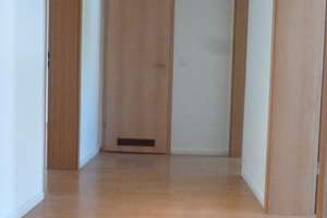 Renovierte ruhige Zweizimmer Etagenwohnung + Balkon in Essen-Rüttenscheid – Die vollständige Adresse der Immobilie erhältst du vom Anbieter., 45130 Rüttenscheid, Essen – Vorschaubild 3