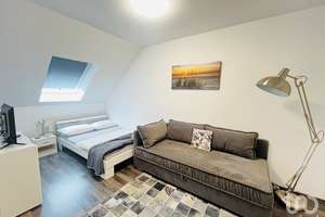 Charmante
Dachgeschosswohnung mit zusätzlichem Ausbaupotenzial – 45473 Altstadt II, Mülheim an der Ruhr – Vorschaubild 3