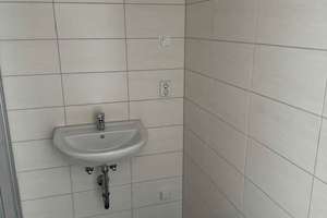 4-Raum Wohnung mit Balkon & Dusche, EBK möglich – Bernsdorfer Str. 162, 9126 Bernsdorf, Chemnitz – Vorschaubild 6