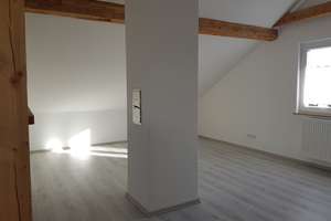 Geschmackvolle 1-Zimmer-DG-Wohnung mit EBK in Pforzheim, Sanierung in 2024 – Lange Str. 2, 75180 Büchenbronn, Pforzheim – Vorschaubild 7