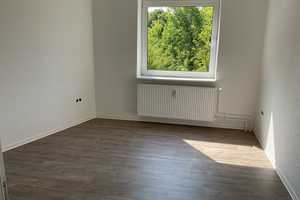 Familienfreundliche 3,5-Zimmer-Wohnung frisch für Sie renoviert – Beckstraße 9, 30457 Hannover – Vorschaubild 1