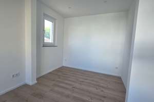Frisch saniertes Wohnhaus für Ihren Traum vom Eigenheim – Die vollständige Adresse der Immobilie erhältst du vom Anbieter., 32278 Kirchlengern – Vorschaubild 8