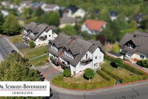 Sehr gepflegte und  komplett vermietete Doppelhaushälfte in sonniger Lage von Altenkirchen-Honneroth – Die vollständige Adresse der Immobilie erhältst du vom Anbieter., 57610 Altenkirchen (Westerwald) – Vorschaubild 1