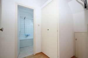 Helles Dachgeschossapartment Bogenhausen, ruhig gelegen – attraktive Kapitalanlage mit 4,5 % BME – Die vollständige Adresse der Immobilie erhältst du vom Anbieter., 81677 Parkstadt, München – Vorschaubild 12