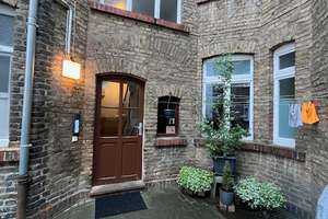 Rheingauviertel: Gemütliche 2 Zimmer Wohnung - Ruhige Hoflage – Rauenthaler Straße 10, 65197 Rheingauviertel / Hollerborn, Wiesbaden – Vorschaubild 1