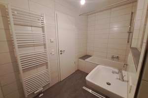 Helle  3 Zimmer mit Sonnenbalkon und Einbauküche – Thomas-Jefferson-Straße 18, 68309 Käfertal, Mannheim – Vorschaubild 4