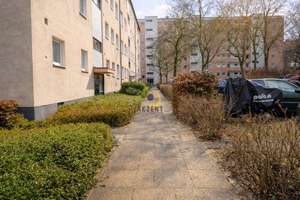 Schöner Ausblick vom Südost-Balkon - 2,5-Zimmer-Wohnung in ruhiger Lage und mit Stellplatz – Die vollständige Adresse der Immobilie erhältst du vom Anbieter., 13349 Wedding, Berlin – Vorschaubild 20