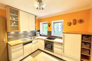 Solide 3 Zimmer Wohnung mit Einbauküche und Balkon – München – Vorschaubild 4