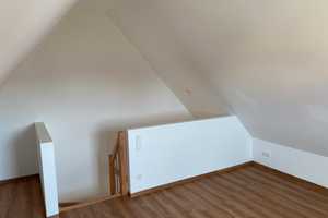 Preiswerte, neuwertige 5-Raum-Doppelhaushälfte in Gunzenhausen – Cronheim 259, 91710 Weißenburg-Gunzenhausen (Kreis) – Vorschaubild 10