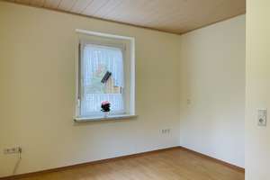 Umfangreich saniertes Ein- bis Zweifamilienhaus am Fuße der Weidelsburg in Wolfhagen-Ippinghausen  – Die vollständige Adresse der Immobilie erhältst du vom Anbieter., 34466 Wolfhagen – Vorschaubild 14