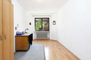 Erdgeschoss mit Garten - Bezugsfreie 3-Zimmer-Wohnung mit TG-Stellplatz im Universitätsviertel – Die vollständige Adresse der Immobilie erhältst du vom Anbieter., 86159 Universitätsviertel, Augsburg – Vorschaubild 6