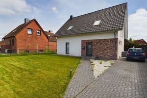 hochwertiges 4-Zimmer-Einfamilienhaus von 2021 in familienfreundlicher Wohnlage – Königsberger Str. 3, 21683 Stade – Vorschaubild 1