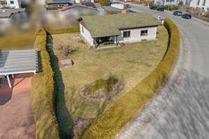 Traumhaftes Eckgrundstück! Barrierearmer Bungalow mit Keller in ruhiger Lage – Die vollständige Adresse der Immobilie erhältst du vom Anbieter., 95445 Grüner Baum/Festspielhügel, Bayreuth – Vorschaubild 3