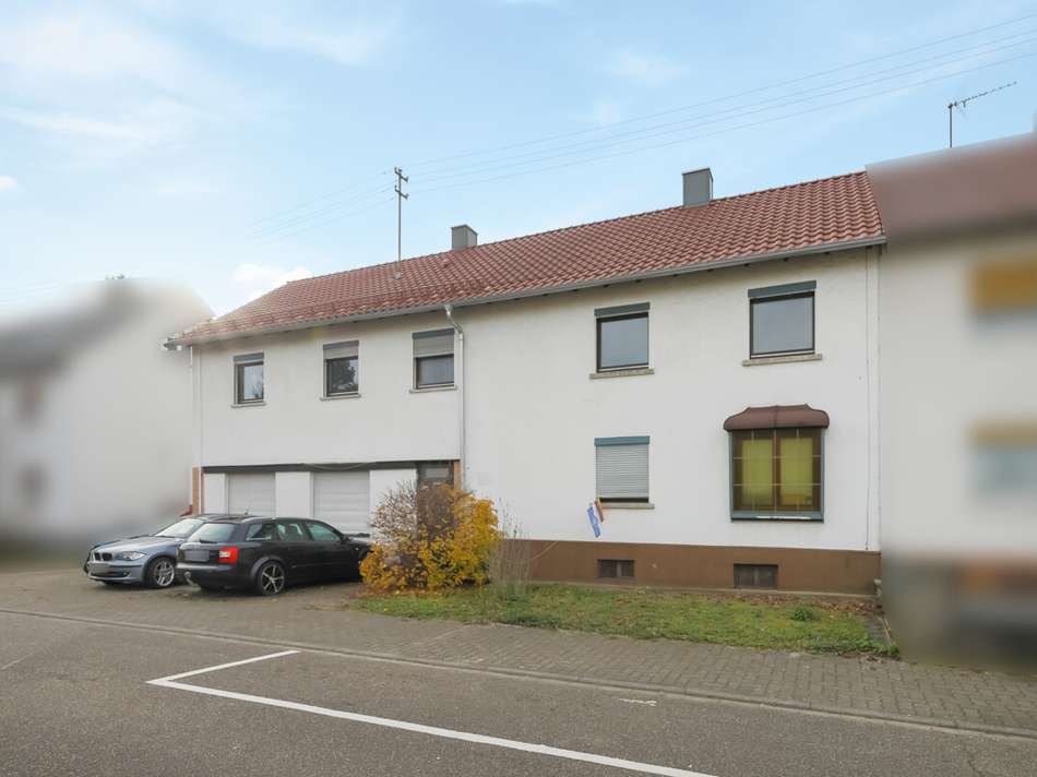Straßenansicht