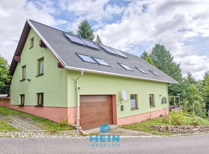 Real Estate Title Image Background