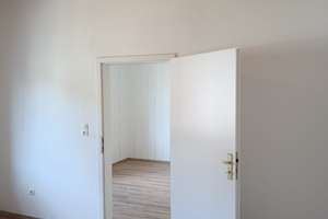 2 Zimmer Wohnung im 1.OG ab sofort – Gartenstr 29, 47179 Fahrn, Duisburg – Vorschaubild 2