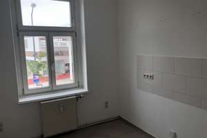 Sehr schöne helle 1-Raumwohnung mit schönem Bad und neuem Laminatfußboden !!! – 1259 Großzschachwitz, Dresden – Vorschaubild 13