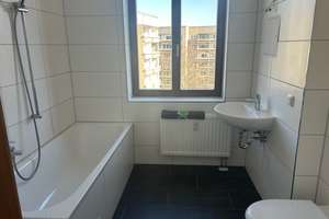 Property thumbnail 13