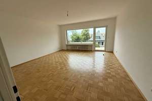 Helle 3 Zi.-Whg., großer Balkon, TGL-Bad, G-WC, in begrünter Lage – Solmsstrasse 12, 65189 Südost, Wiesbaden – Vorschaubild 2