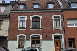 Altbau-Charme trifft Moderne: Frisch renovierte 3-Zimmer-Wohnung in Krefeld-Fischeln