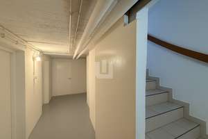 WINDISCH Immobilien - Doppelhaushälfte mit großem Garten in ruhiger Spielstraße zu vermieten – Die vollständige Adresse der Immobilie erhältst du vom Anbieter., 82194 Gröbenzell – Vorschaubild 23