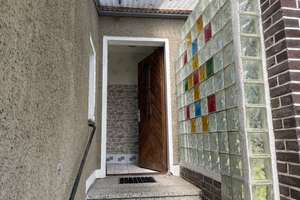 Teilsaniertes, großzügiges Wohnhaus in Mahlsdorf mit zwei Garagen – Die vollständige Adresse der Immobilie erhältst du vom Anbieter., 12623 Mahlsdorf, Berlin – Vorschaubild 3