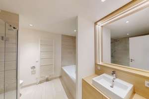Großzügige und lichtdurchflutete 3-Zimmer-Wohnung an der Elbspitze – Am Strandkai 21, 20457 HafenCity, Hamburg – Vorschaubild 10