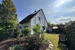 Einfamilienhaus in Gersthofen in ruhiger Lage von Privat zu verkaufen – Die vollständige Adresse der Immobilie erhältst du vom Anbieter., 86368 Gersthofen – Vorschaubild 2