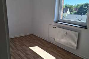 Helle 2,5 Zimmerwohnung mit Balkon in Neumünster - Einfeld – Professor-Graf-Straße 15, 24536 Neumünster – Vorschaubild 4
