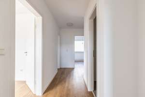 Maintal-Bischofsheim: Renovierte 3-Zimmer-Wohnung mit Süd-West-Balkon in gepflegter Wohneinheit – Die vollständige Adresse der Immobilie erhältst du vom Anbieter., 63477 Maintal – Vorschaubild 9