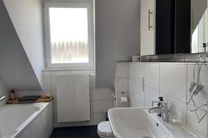Toplage Haunstetten - moderne Maisonette - großer Balkon – Die vollständige Adresse der Immobilie erhältst du vom Anbieter., 86179 Haunstetten-Ost, Augsburg – Vorschaubild 8