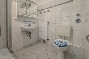 2,5 ZIMMER - HOCHPARTERRE - FRISCH RENOVIERT - AB 01.09. FREI – Die vollständige Adresse der Immobilie erhältst du vom Anbieter., 58452 Innenstadt, Witten – Vorschaubild 4