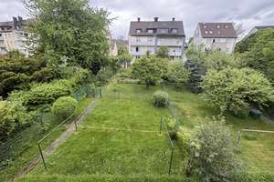 Renovierte 3,5 Zimmer- Wohnung mit Balkon + Tageslichtbad im Hochschulviertel