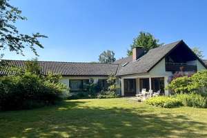 Architektenhaus mit Mid-Century-Flair in bester Waldrandlage von Aumühle – Die vollständige Adresse der Immobilie erhältst du vom Anbieter., 21521 Aumühle – Vorschaubild 27