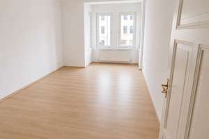Großzügige 4-Zimmer Wohnung in der Wolfenbüttler Str. zur Miete